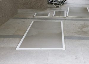 Read more about the article 미세먼지 방충망 시공은 가족의 건강을 지키는 한 방법